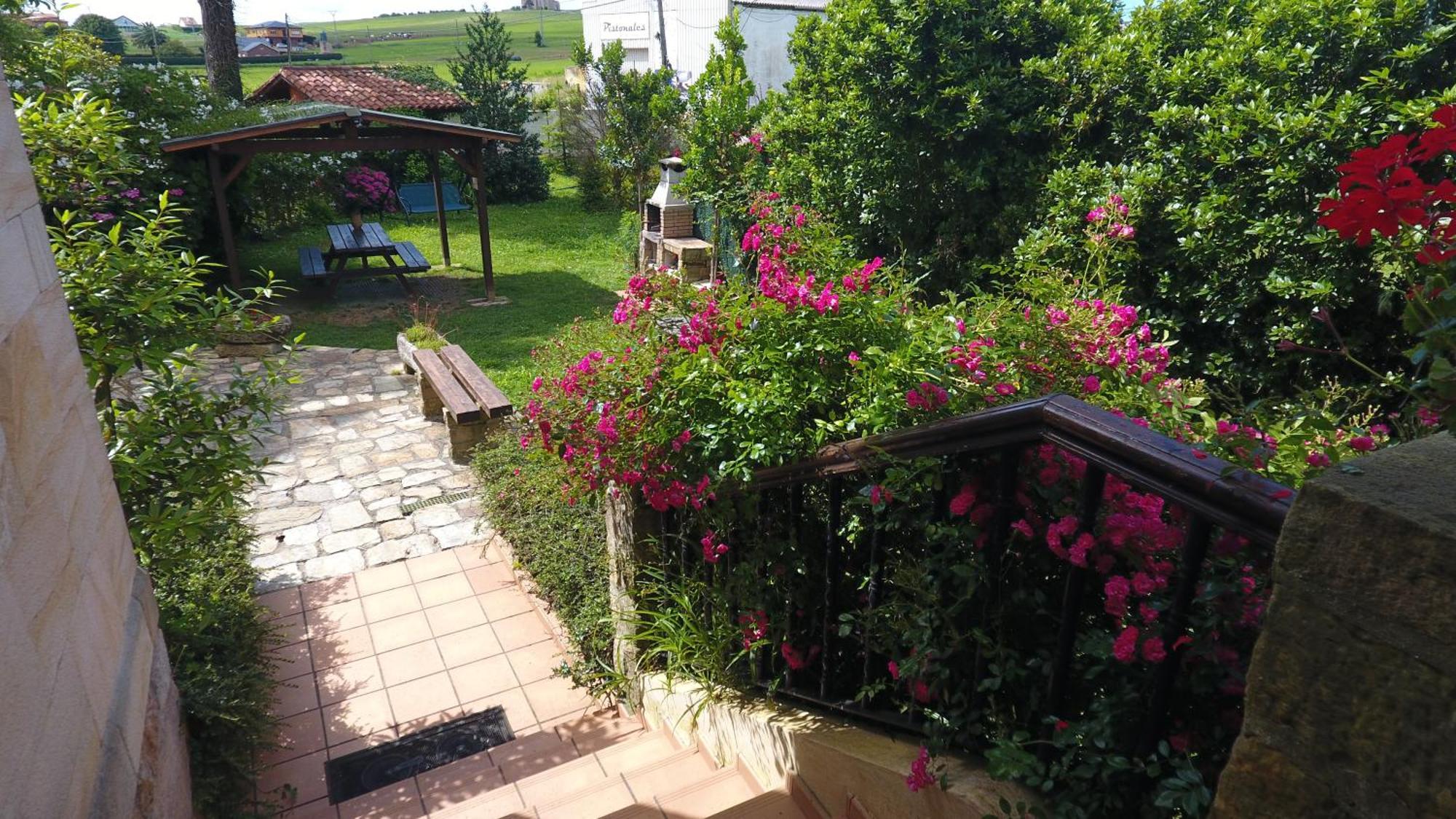 La Chimenea Cantabra Orena Exterior photo